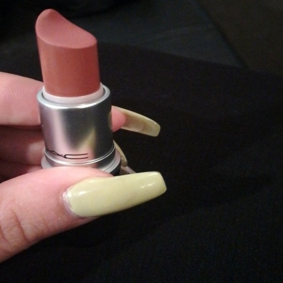 Mac Velvet Teddy - Picture 2 of 3